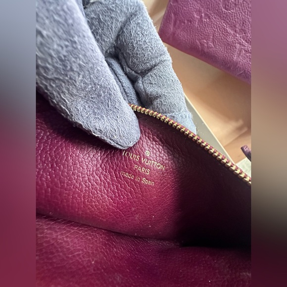 AUTHENTIC LV Empriente LONG WALLET W/ INSERT - Picture 8 of 11